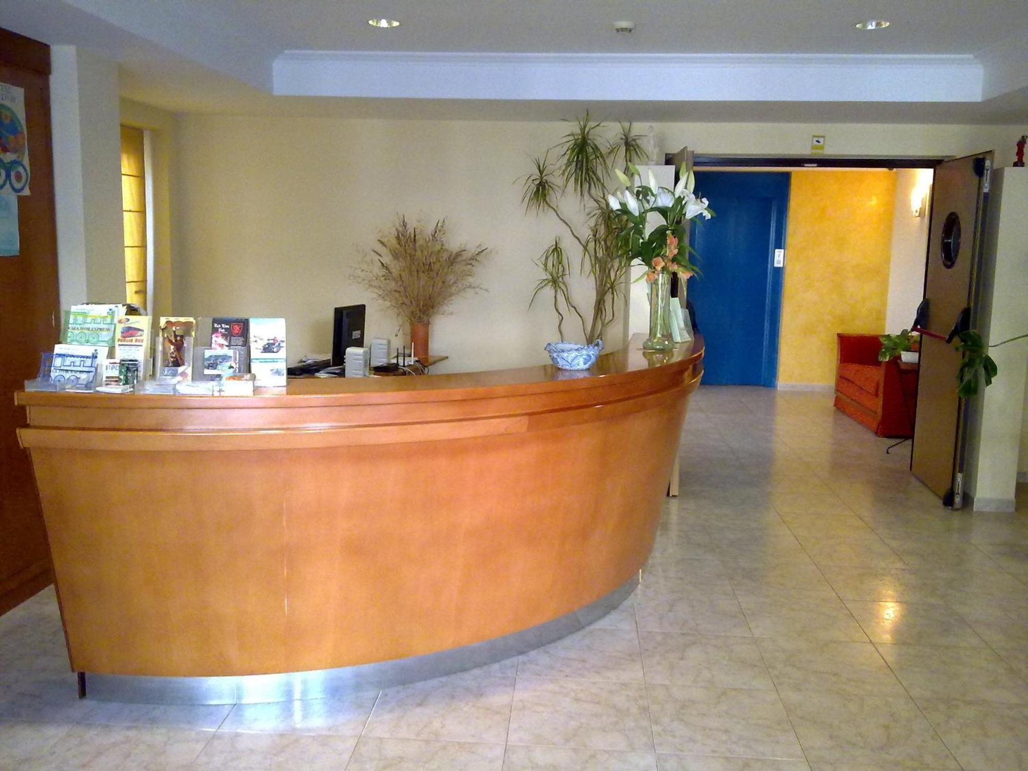 Hostal Leo D'Or Кала де Ор Экстерьер фото